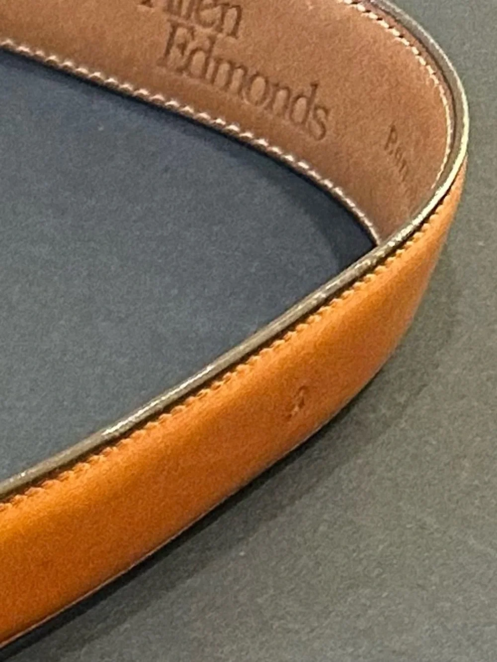 VTG 1990s Allen Edmonds Burnished Tan Calf Dress Belt Brass buckle 36